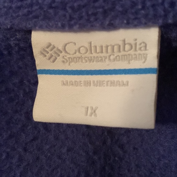Columbia blue fleece jacket w/2 front & 2 inside pockets 1x. One small flaw-logo - Picture 13 of 13
